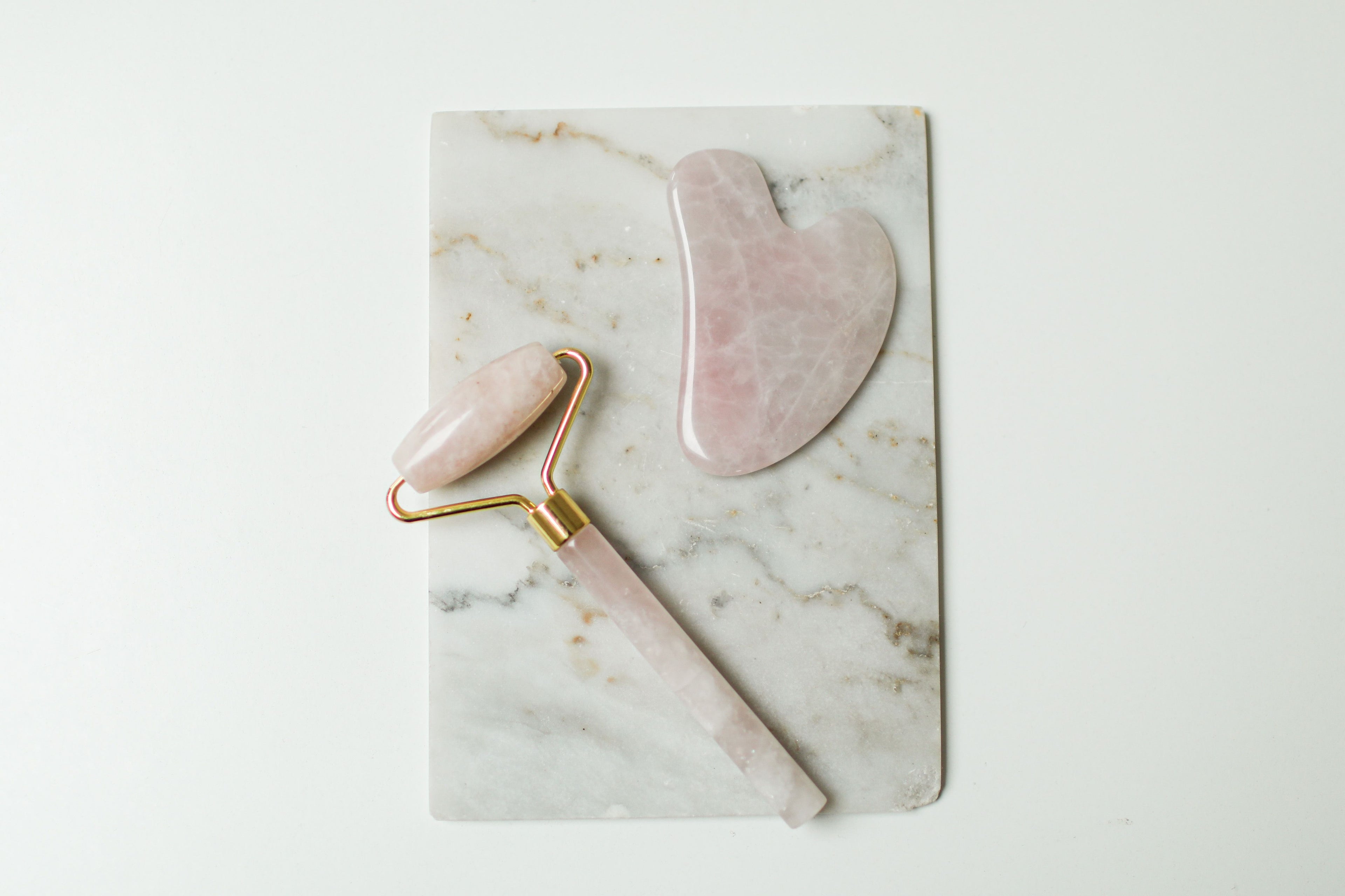 Rouleau de jade facial